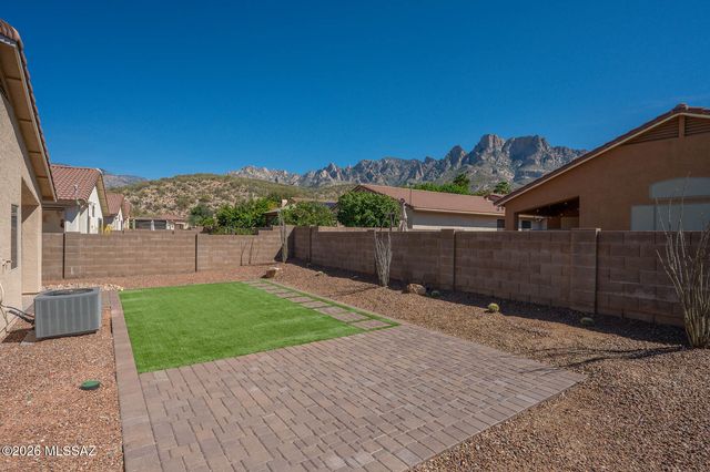 2468 E Stone Stable Drive, Tucson, AZ 85737