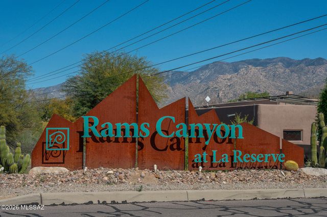 2468 E Stone Stable Drive, Tucson, AZ 85737