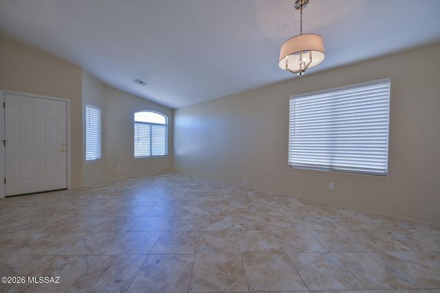 2468 E Stone Stable Drive, Tucson, AZ 85737