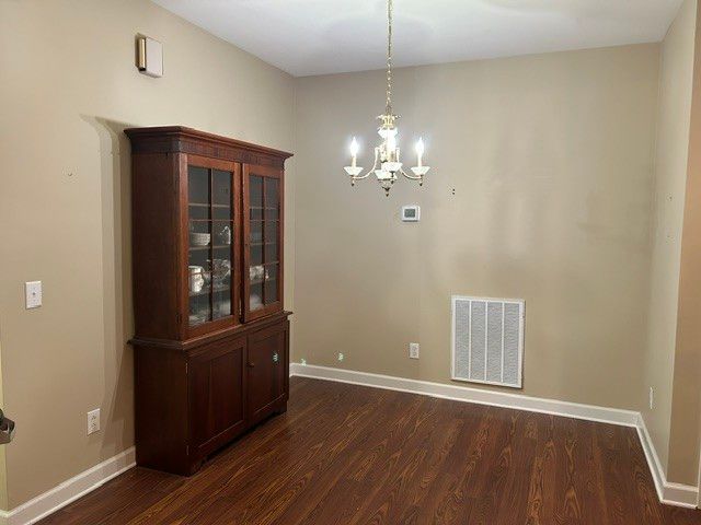320 E Franklin St Apt 12, Gallatin, TN 37066