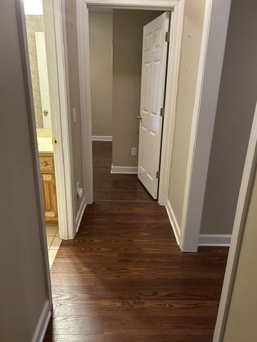320 E Franklin St Apt 12, Gallatin, TN 37066