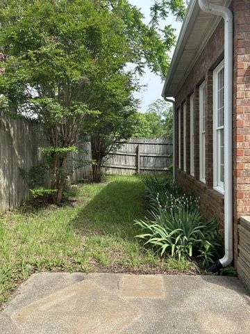 320 E Franklin St Apt 12, Gallatin, TN 37066