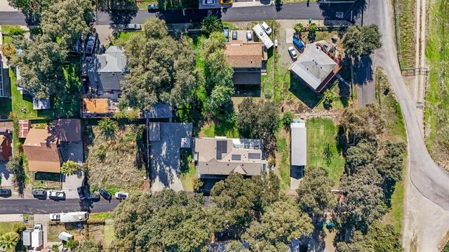 825 Wetherbee Ave, Manteca, CA 95337