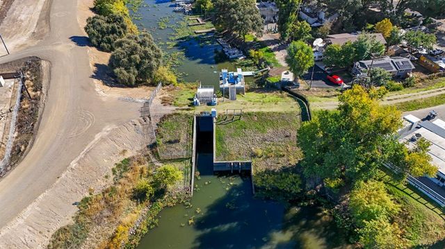 825 Wetherbee Ave, Manteca, CA 95337