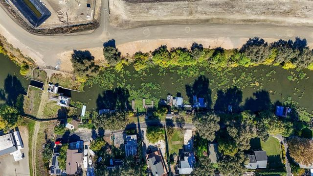 825 Wetherbee Ave, Manteca, CA 95337