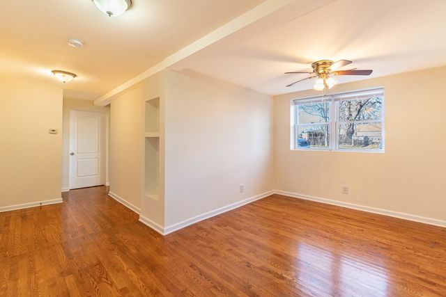 10800 S Buffalo Avenue, Chicago, IL 60617