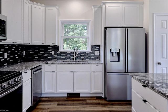 12304 Stones Run WAY, New Kent, VA 23124