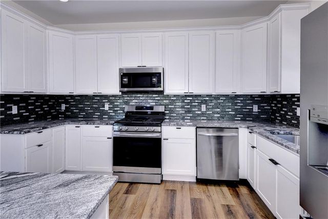 12304 Stones Run WAY, New Kent, VA 23124