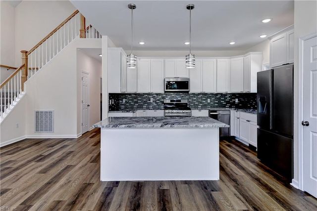 12304 Stones Run WAY, New Kent, VA 23124
