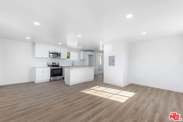 498 E 52nd Street, Long Beach, CA 90805