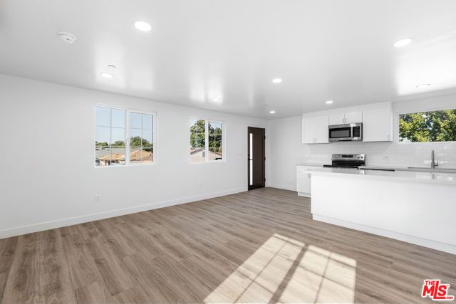 498 E 52nd Street, Long Beach, CA 90805