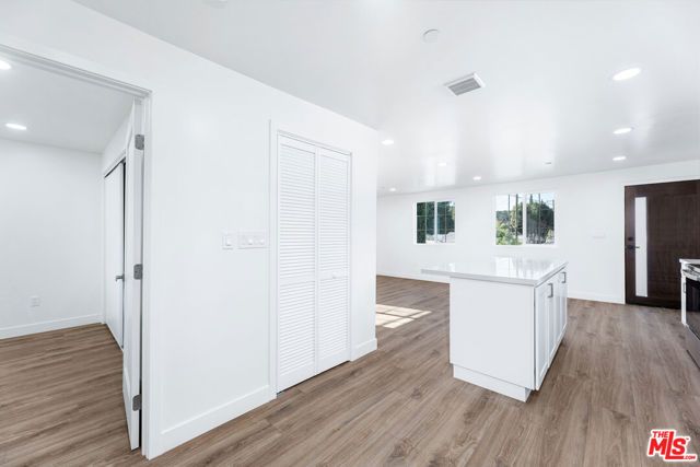 498 E 52nd Street, Long Beach, CA 90805