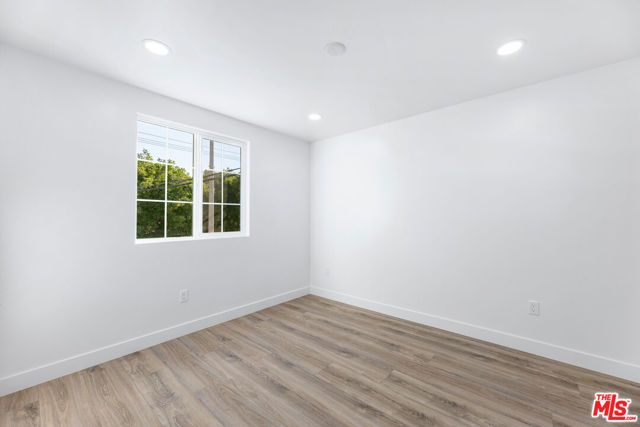 498 E 52nd Street, Long Beach, CA 90805