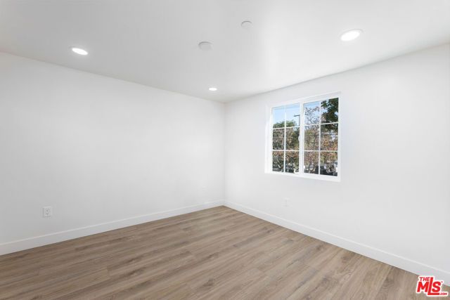 498 E 52nd Street, Long Beach, CA 90805
