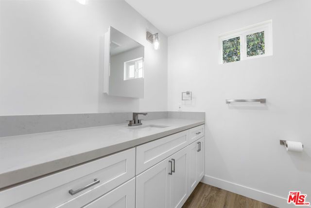 498 E 52nd Street, Long Beach, CA 90805