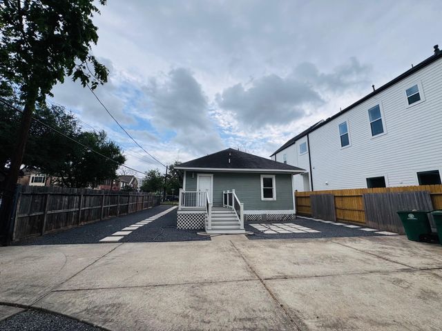 1345 Nashua, Houston, TX 77008