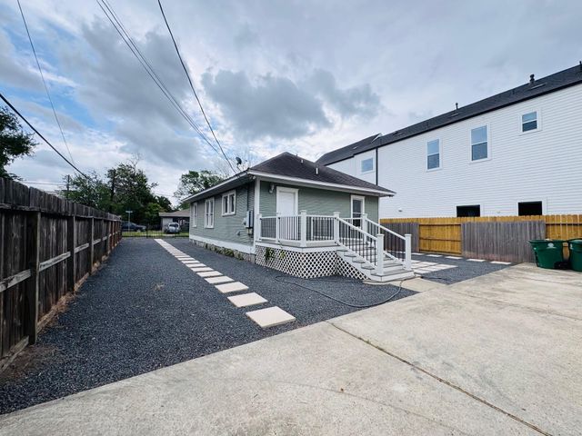 1345 Nashua, Houston, TX 77008