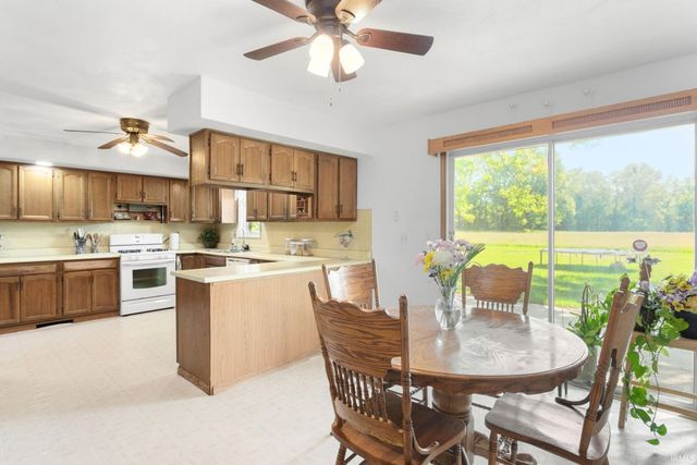 30508 County Road 22, Elkhart, IN 46517