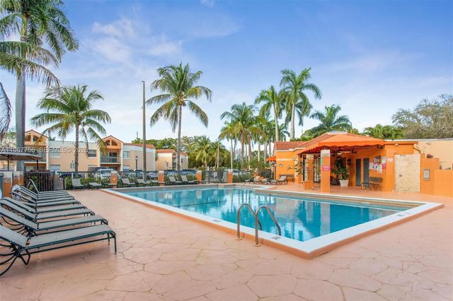 6292 NW 186th St 107, Hialeah, FL 33015