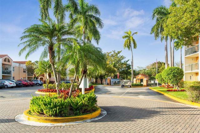 6292 NW 186th St 107, Hialeah, FL 33015