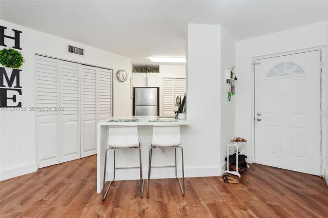 6292 NW 186th St 107, Hialeah, FL 33015