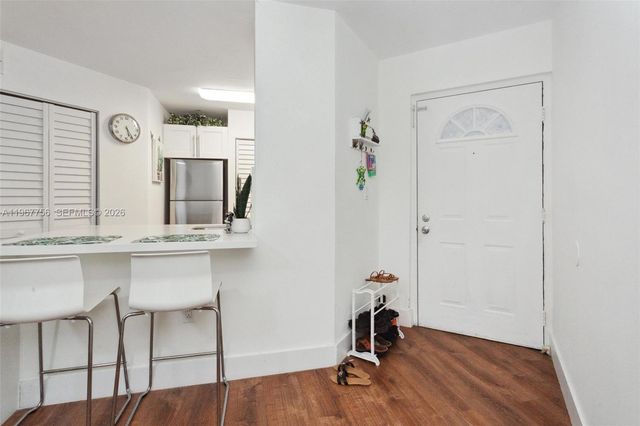 6292 NW 186th St 107, Hialeah, FL 33015