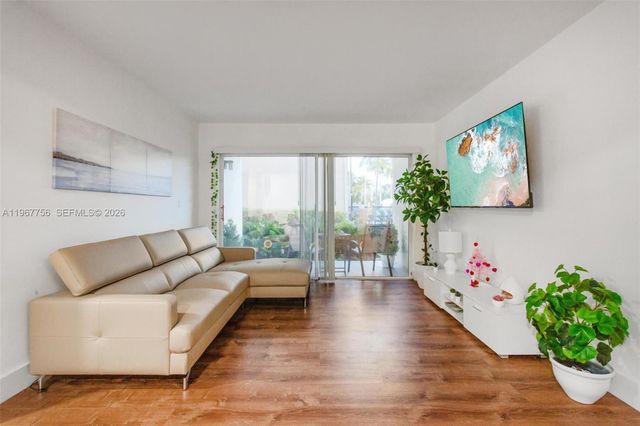 6292 NW 186th St 107, Hialeah, FL 33015