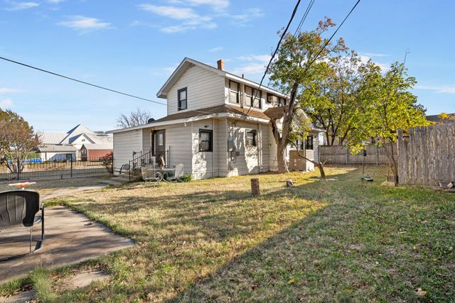308 Race Street, Baird, TX 79504