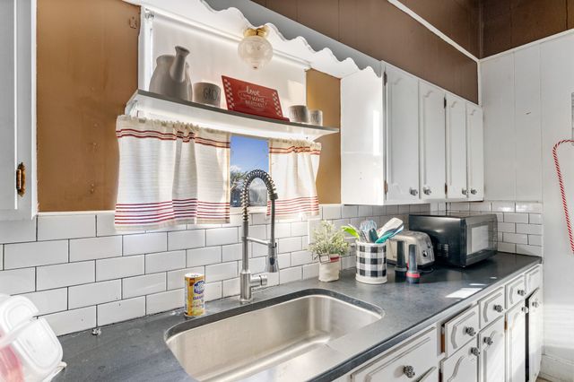 308 Race Street, Baird, TX 79504