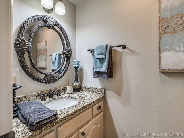 8335 S 70th East Avenue E, Tulsa, OK 74133