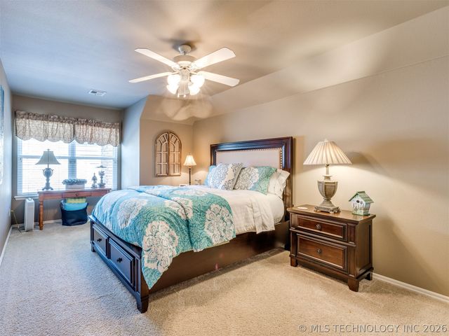 8335 S 70th East Avenue E, Tulsa, OK 74133