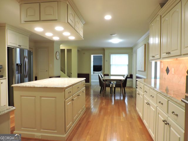 1345 Humphries Road NW, Conyers, GA 30012