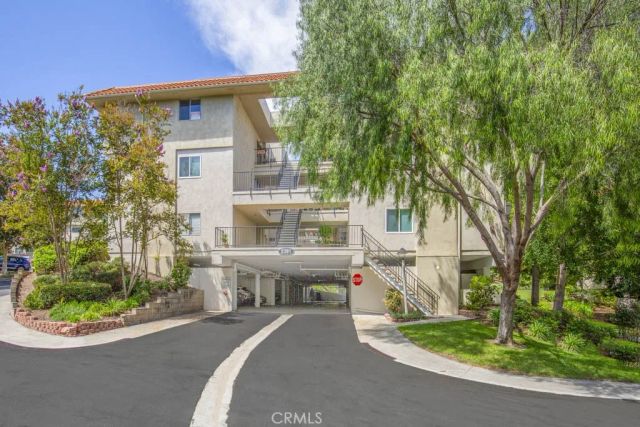 2391 VIA MARIPOAS 2G, Laguna Woods, CA 92637