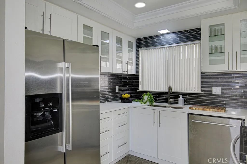 2391 VIA MARIPOAS 2G, Laguna Woods, CA 92637