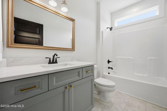 525 Barnes Landing Drive, Four Oaks, NC 27524