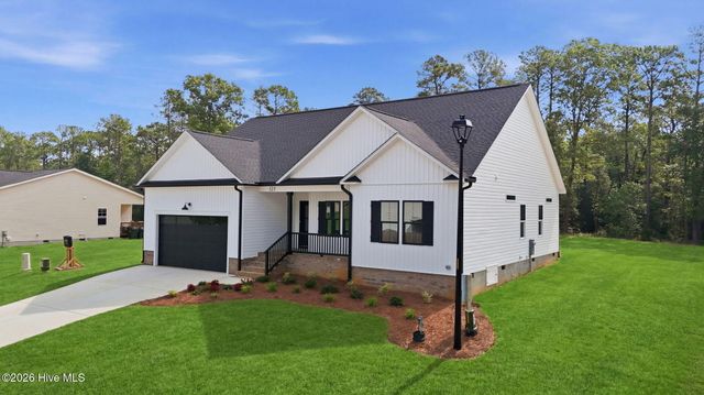 525 Barnes Landing Drive, Four Oaks, NC 27524