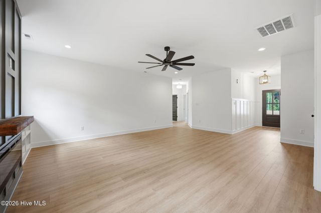 525 Barnes Landing Drive, Four Oaks, NC 27524