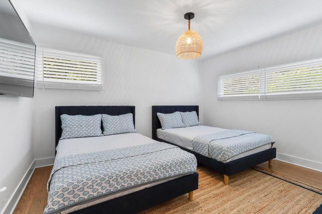 663 S Lakeshore DRIVE, Fontana, WI 53125