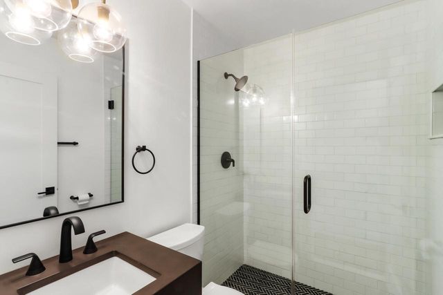 663 S Lakeshore DRIVE, Fontana, WI 53125