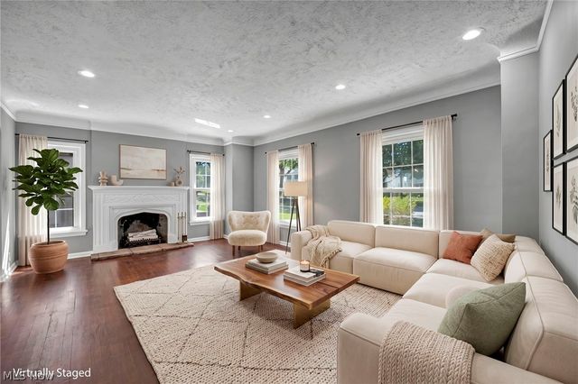 16809 Scottsdale Boulevard, Shaker Heights, OH 44120