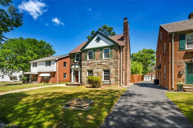 16809 Scottsdale Boulevard, Shaker Heights, OH 44120