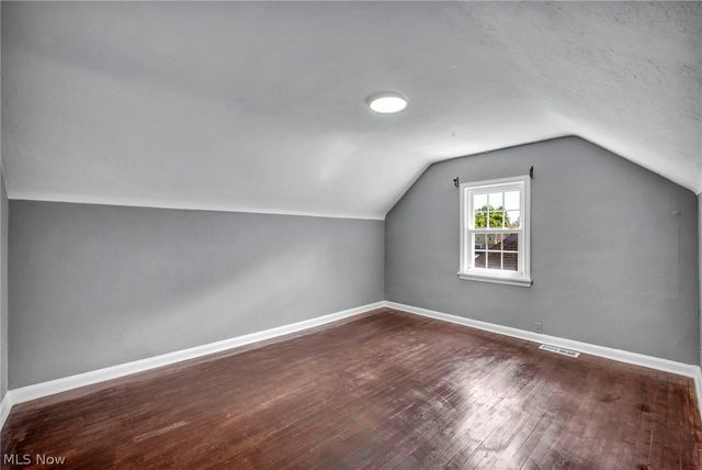 16809 Scottsdale Boulevard, Shaker Heights, OH 44120