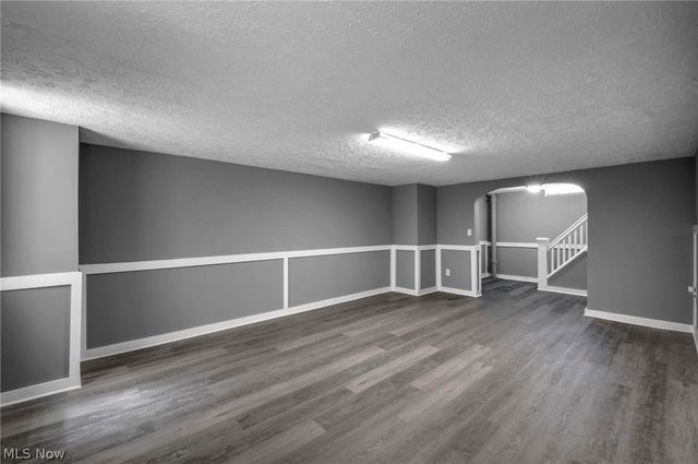 16809 Scottsdale Boulevard, Shaker Heights, OH 44120