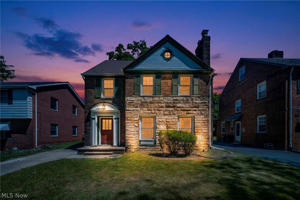 16809 Scottsdale Boulevard, Shaker Heights, OH 44120