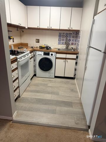 227 Burgundy Hill Lane 227, Middletown, CT 06457