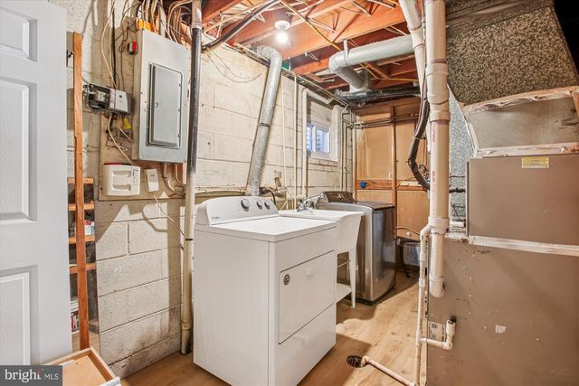 9075 ANDROMEDA DR, Burke, VA 22015