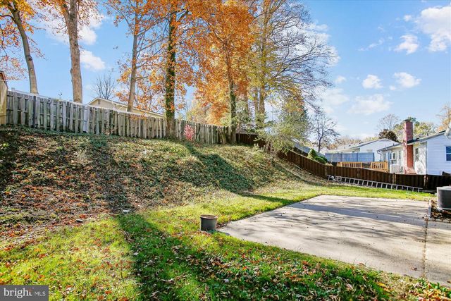 9075 ANDROMEDA DR, Burke, VA 22015