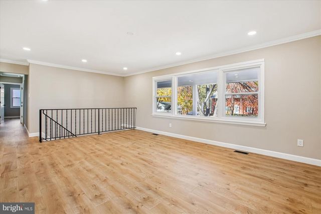 9075 ANDROMEDA DR, Burke, VA 22015