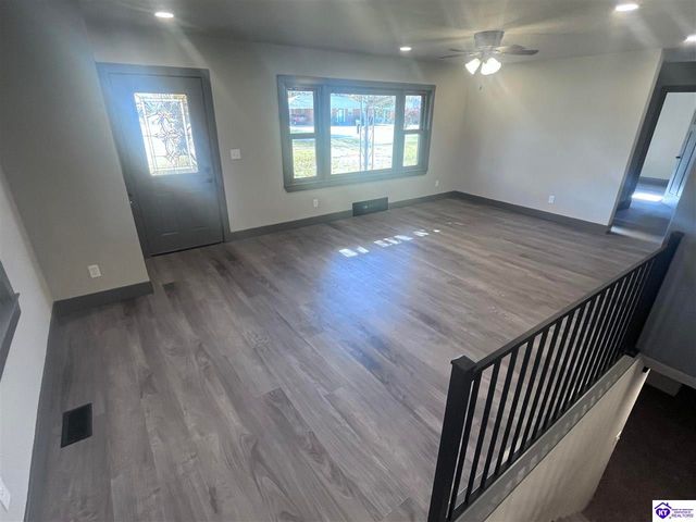 1057 Robin Road, Radcliff, KY 40160