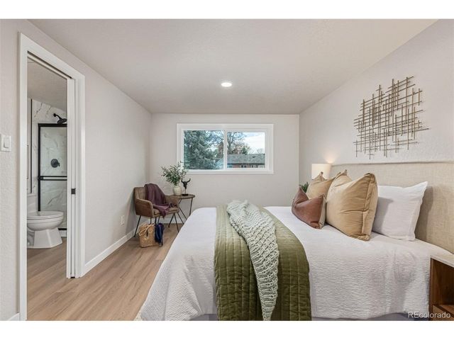 1011 Yeager Dr, Longmont, CO 80501